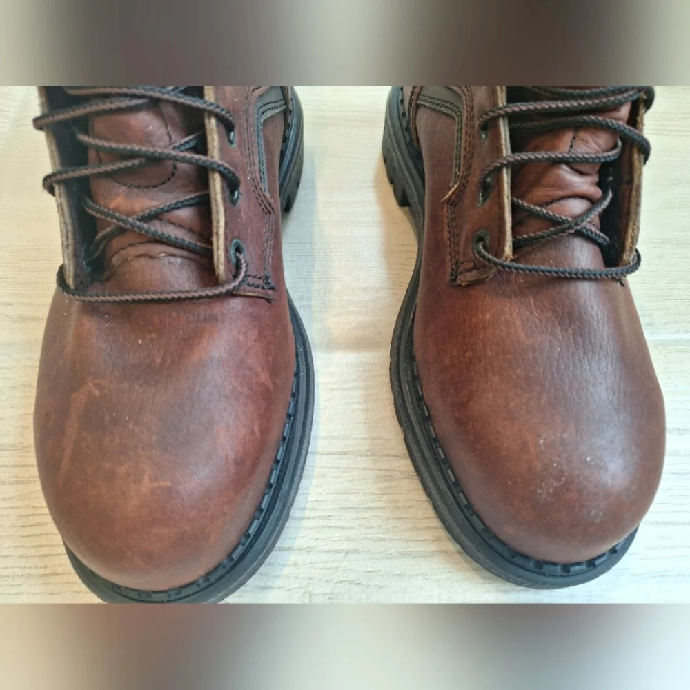 Red Wing Shoes nwot red